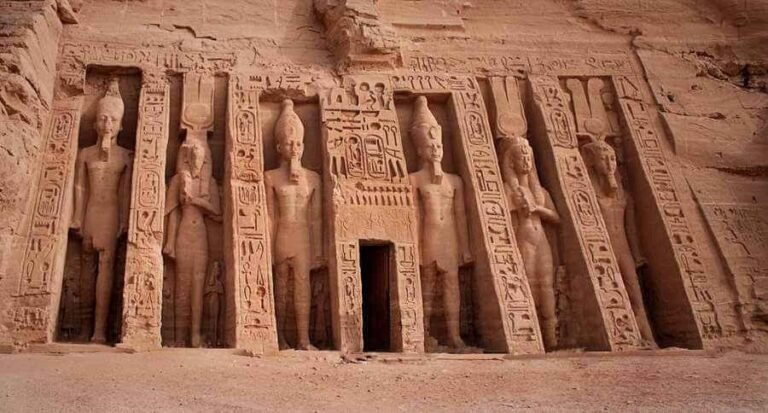 Valley of the Queens