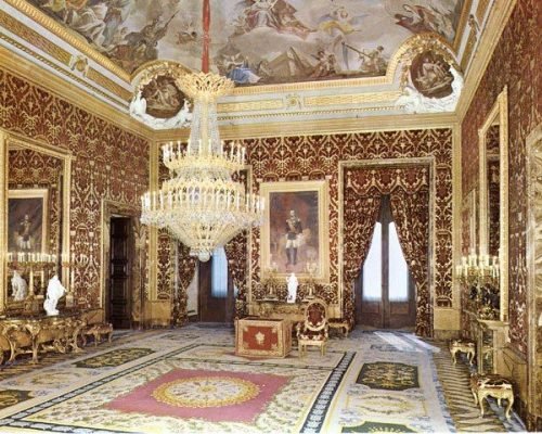 VIP Tour Inside The Montazah Palace3